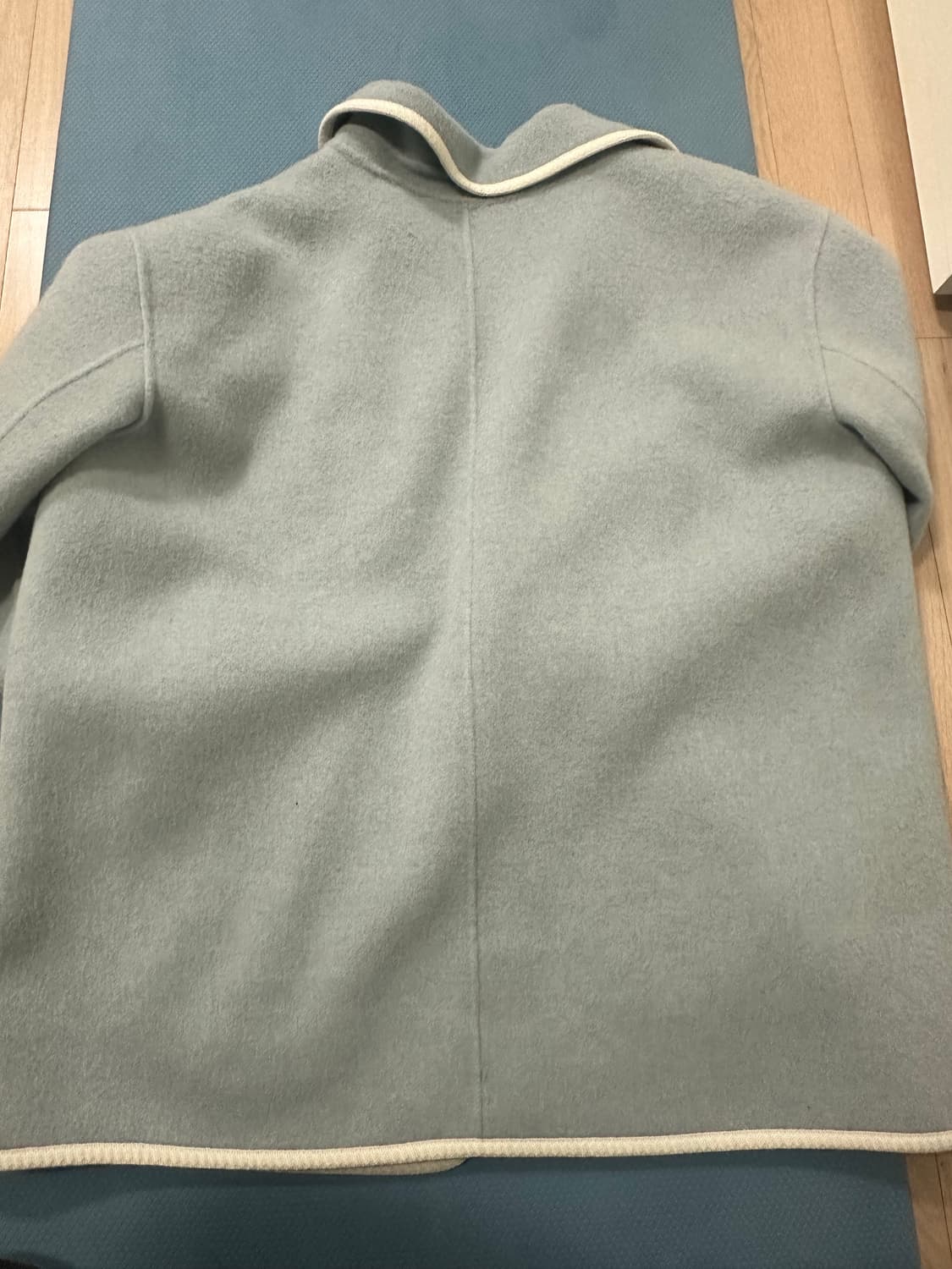 타낫 하늘색 코트 상품이미지2