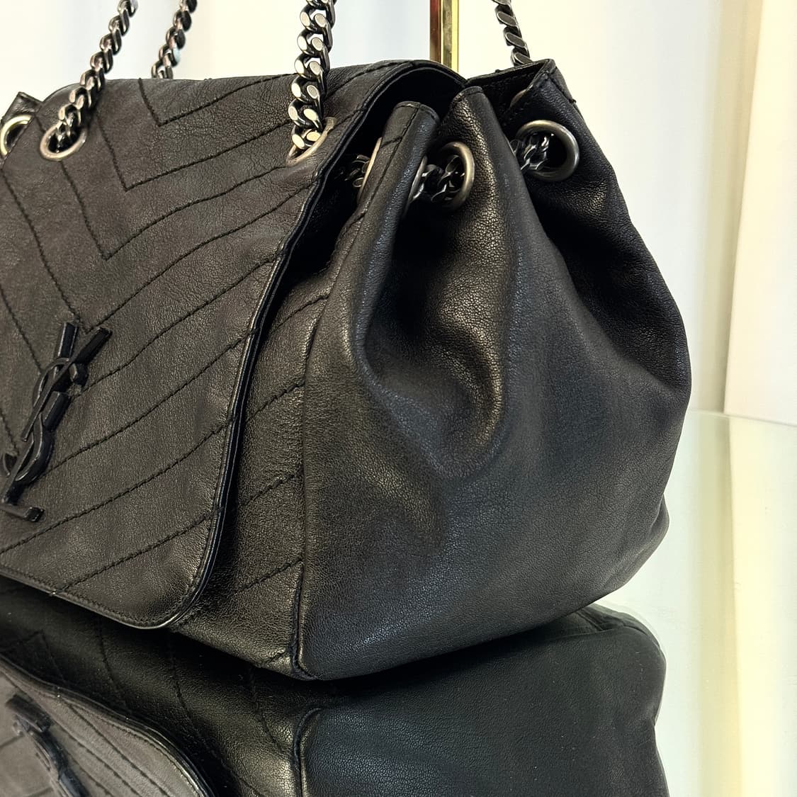 [정품] 입생로랑 니키백 미디움 블랙 신형 상품이미지4