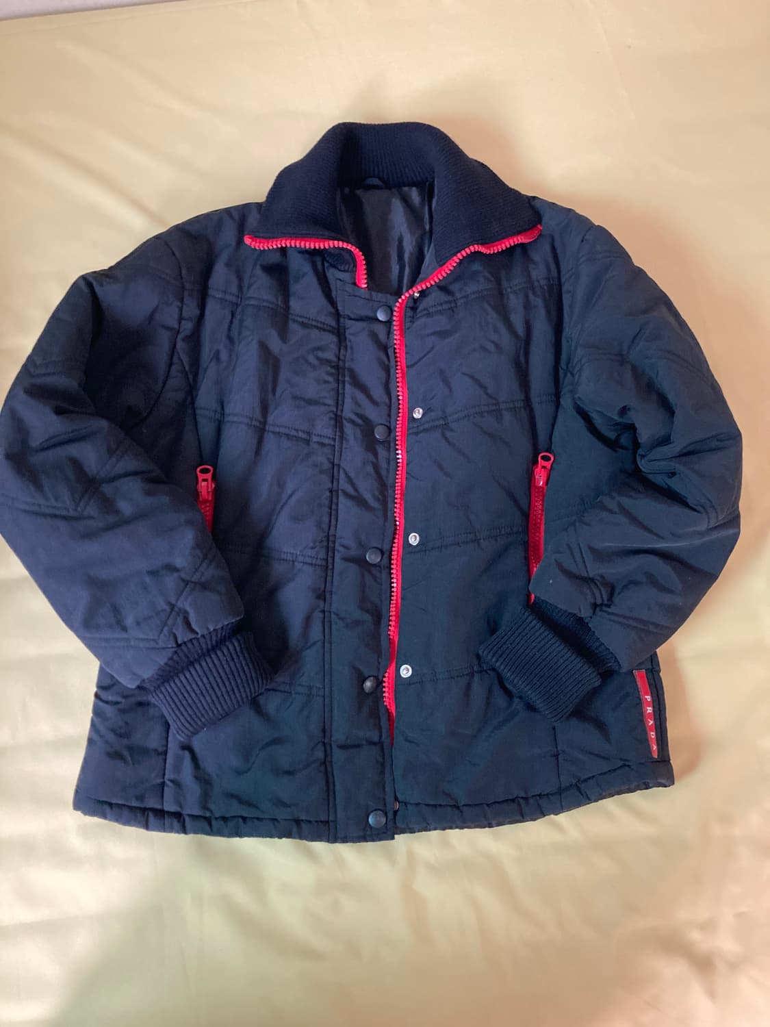 프라다 스포츠 패디드 자켓 상품이미지3