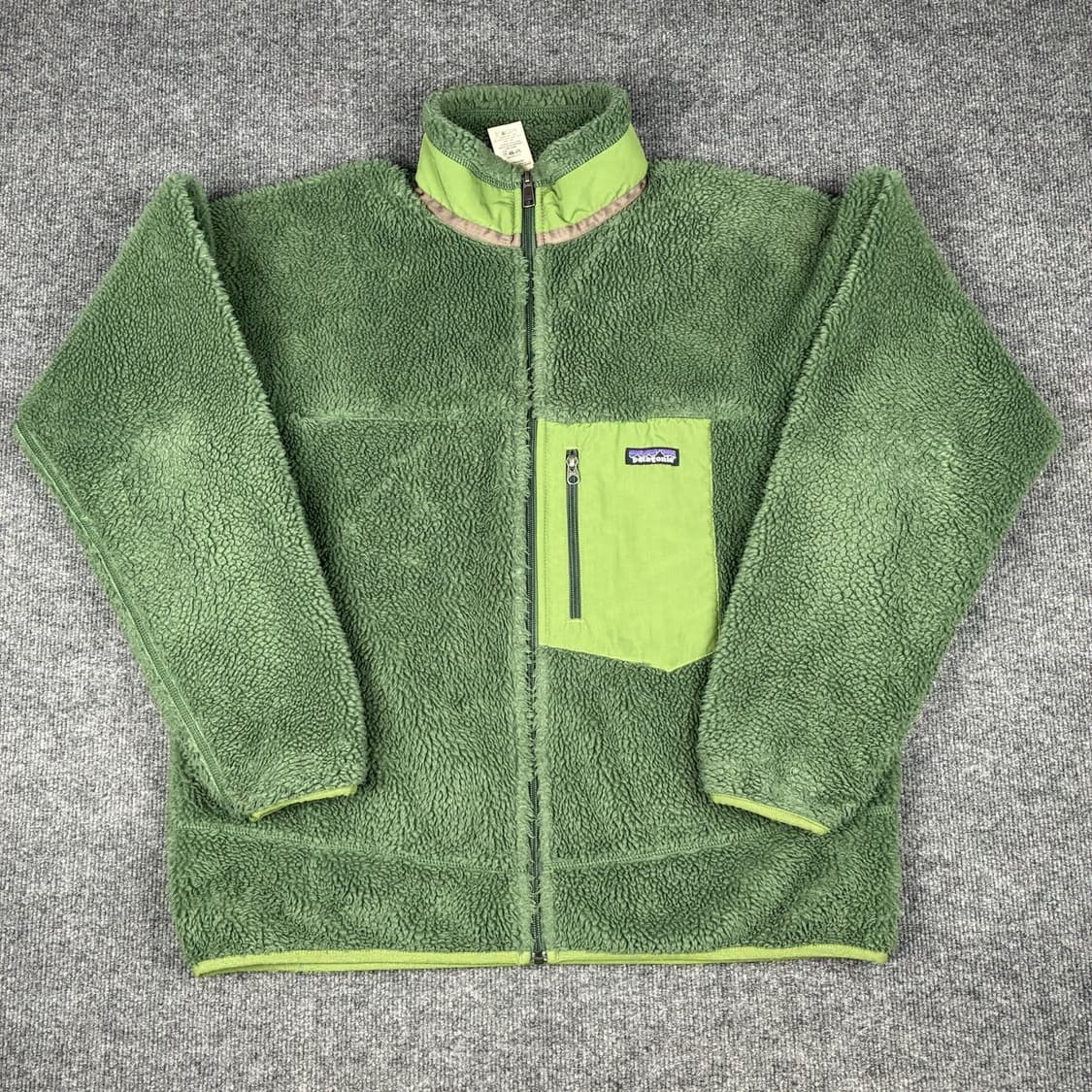 파타고니아 클래식 레트로-X 플리스 자켓 파일 그린 상품이미지1