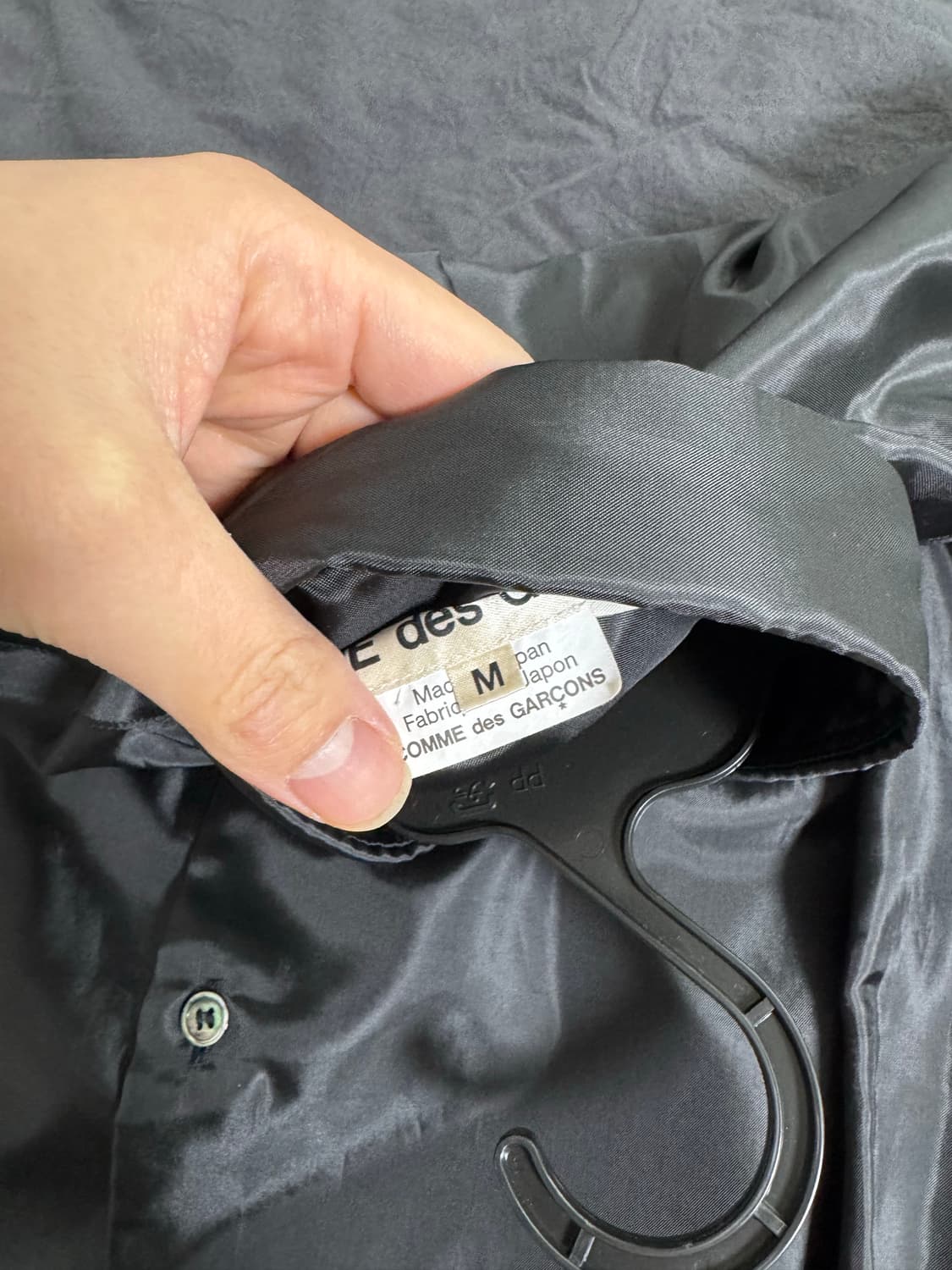 꼼데가르송 메인라인 24FW 세틴 셔츠 (블랙, M) 상품이미지4