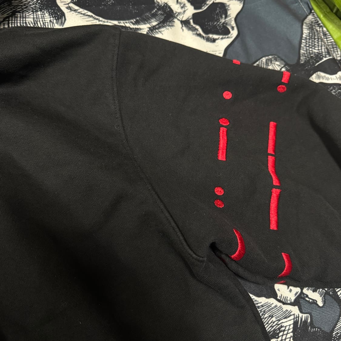 나인옥토퍼스 자수후드티 L사이즈  상품이미지4