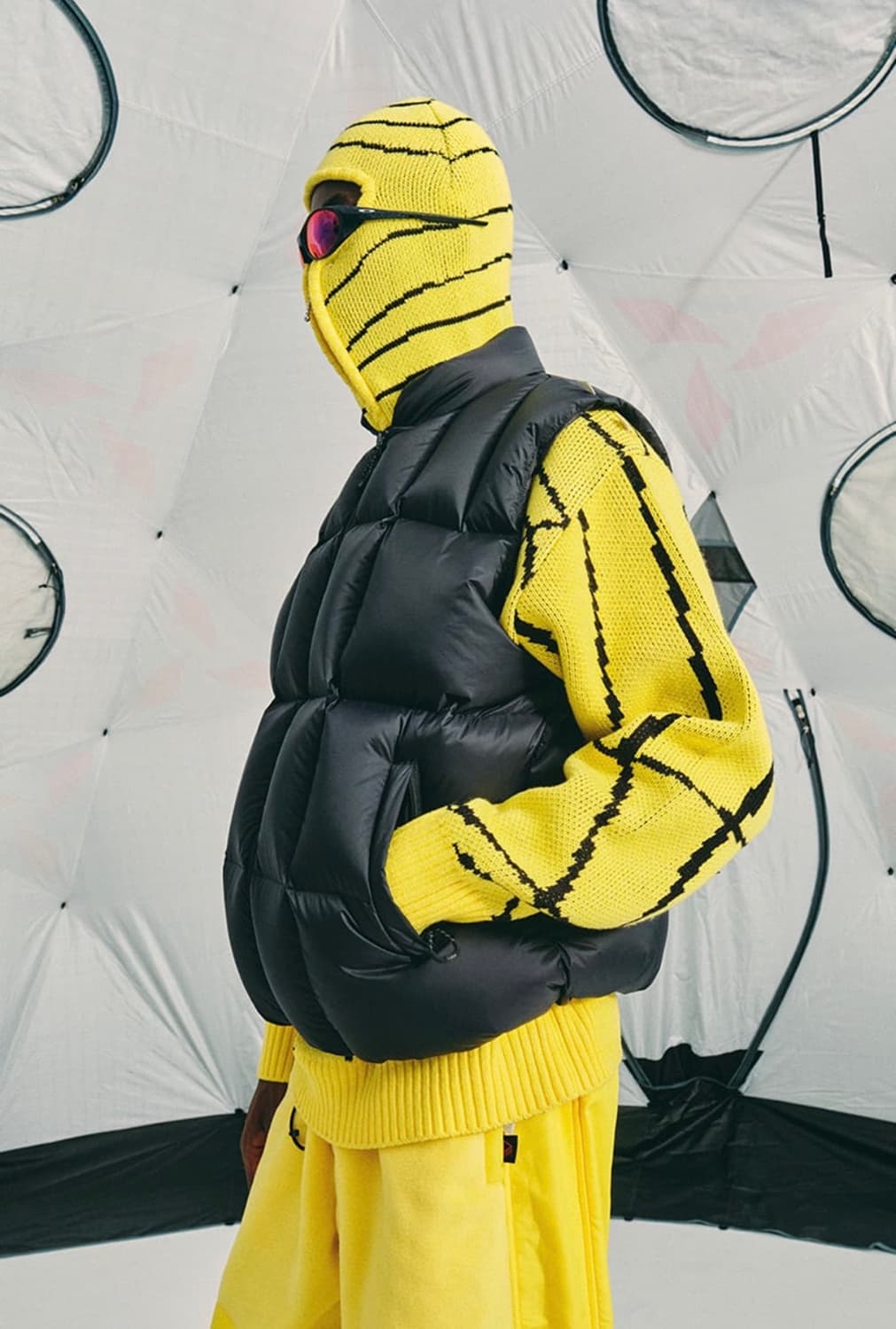 fetch spider web kint hoodie 상품이미지1