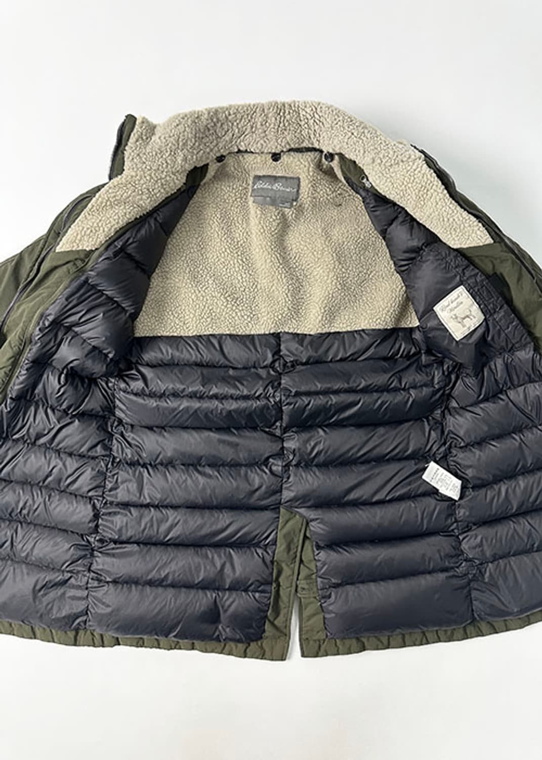 [L] 에디바우어 양털 하프 다운 패딩 상품이미지3