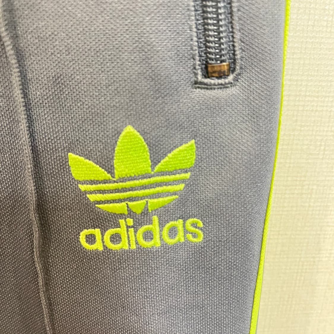 (90) 아디다스 오리지널 유로파 팬츠 회형 상품이미지2