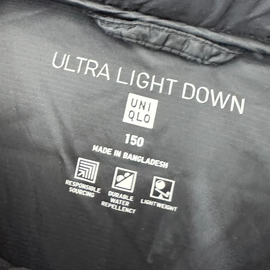 150 유니클로 울트라 라이트다운 패딩 다운 자켓  상품이미지5