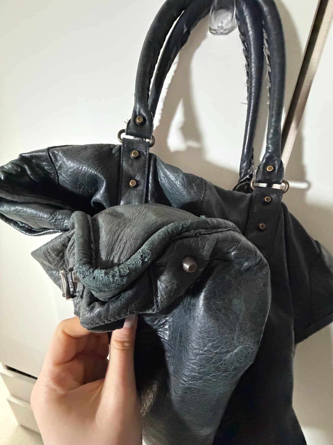 Balenciaga city weekender/발렌시아가 모터백 y2k 상품이미지8