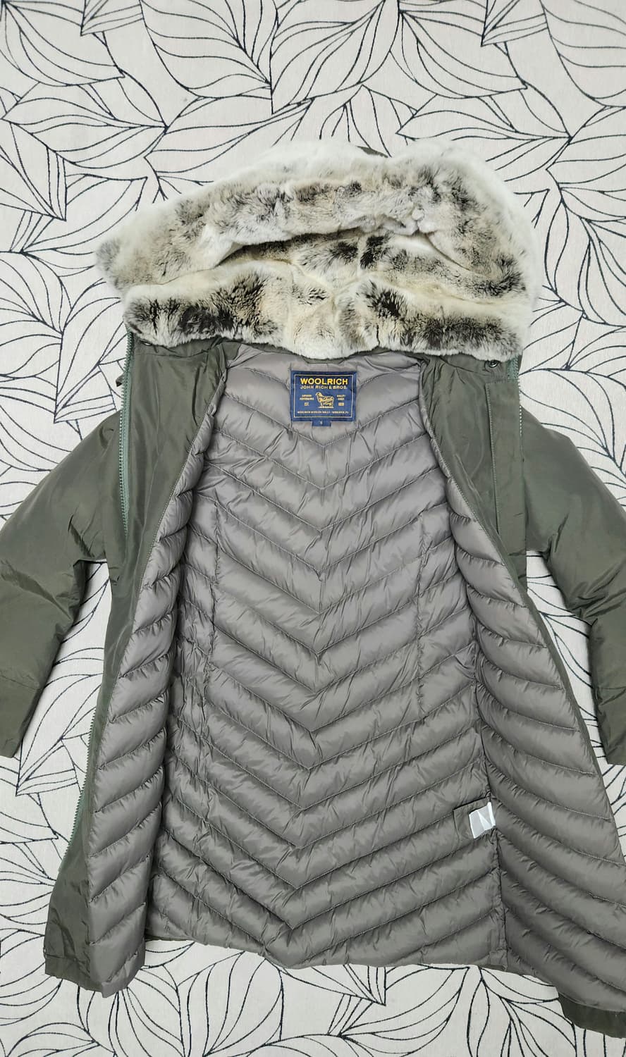 여성 울리치 보우브릿지 카키 패딩 S 55~66 상품이미지6