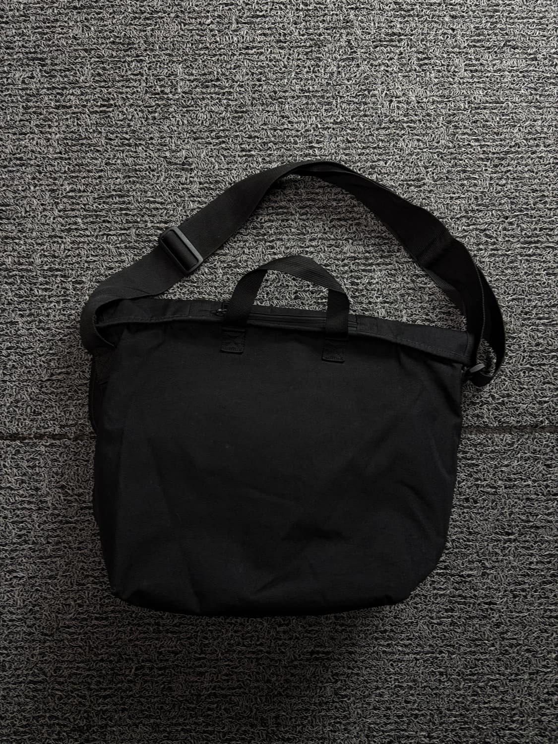 칼하트 WIP 블랙 파슬백 메신저 크로스백 1788 상품이미지3