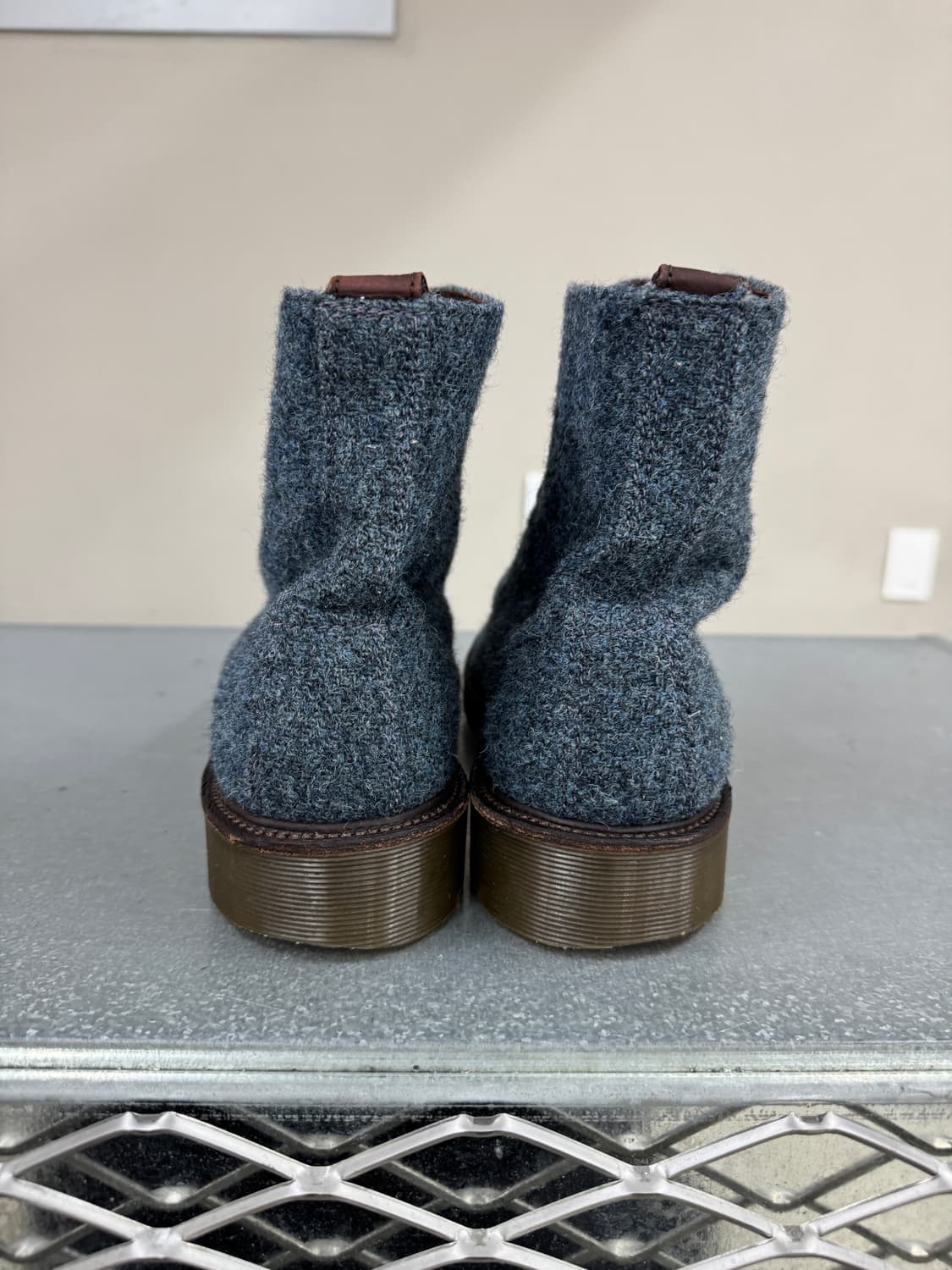 닥터마틴 X 헤리스트위드 부츠 UK7 상품이미지3