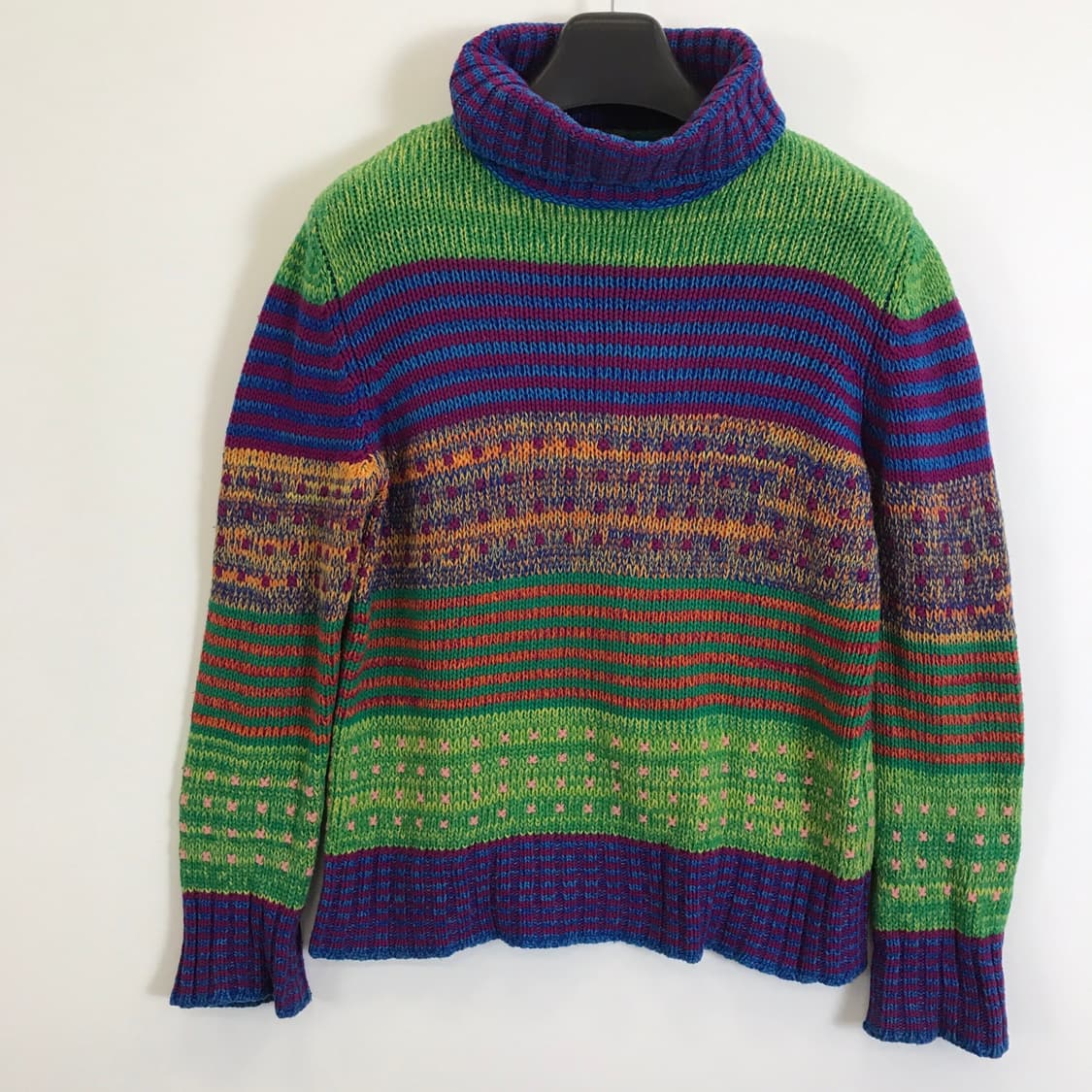 베네통 90s 이태리 빈티지패턴니트 [여성66-77] 상품이미지1