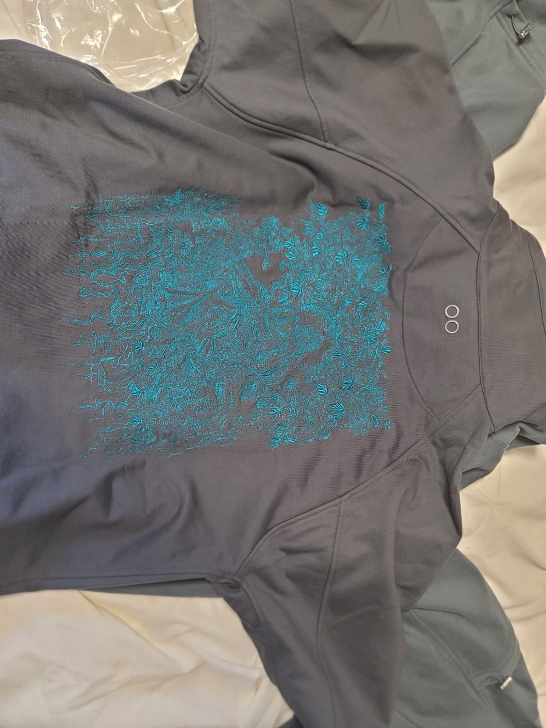 송지오 옴므 자수 하이넥 48사이즈  상품이미지1