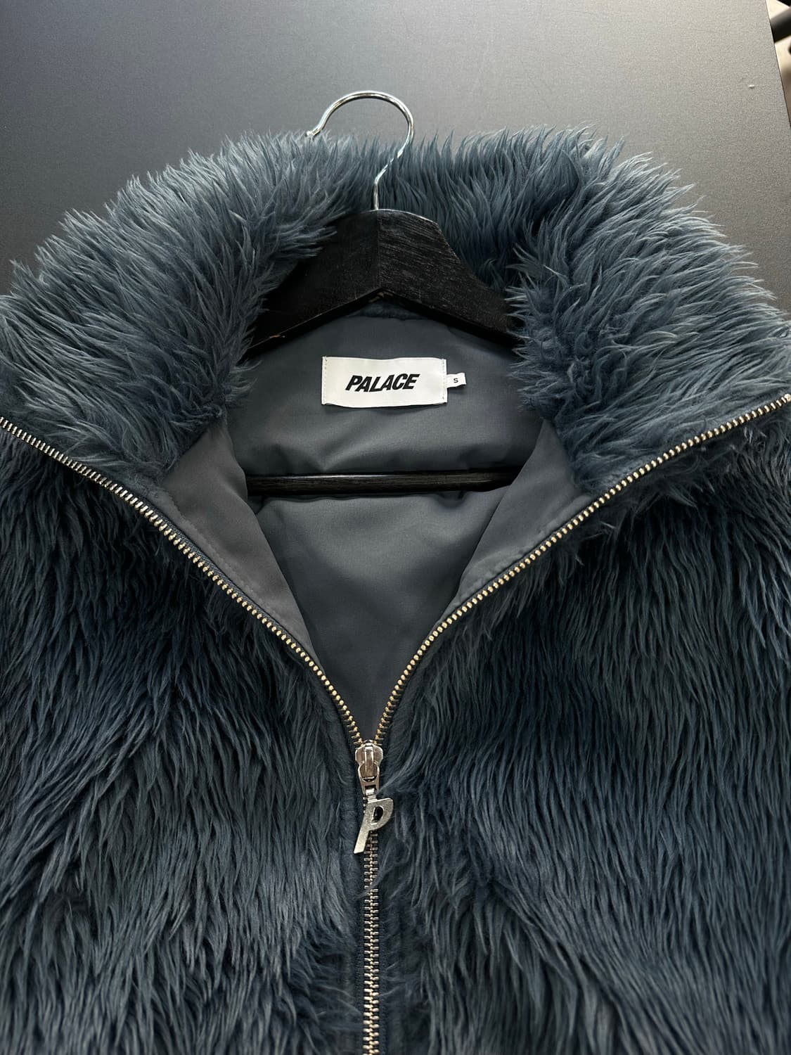 팔라스 24FW 퍼리 집 퍼넬 콜 그레이 퍼자켓 상품이미지6