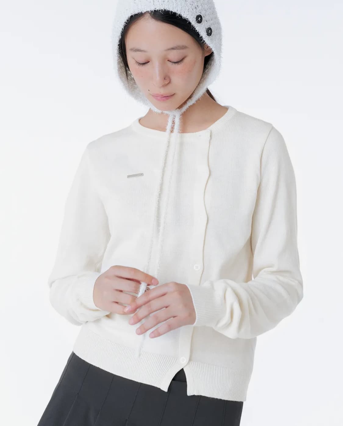 미세키서울 가디건 Unbalanced knit cardigan WHITE 상품이미지1