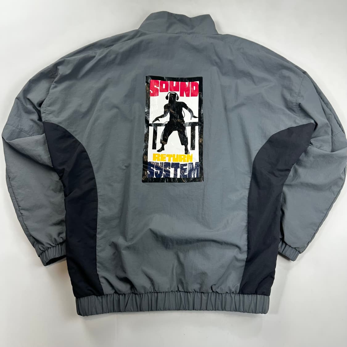 리복 x 발란사 바람막이 상품이미지8