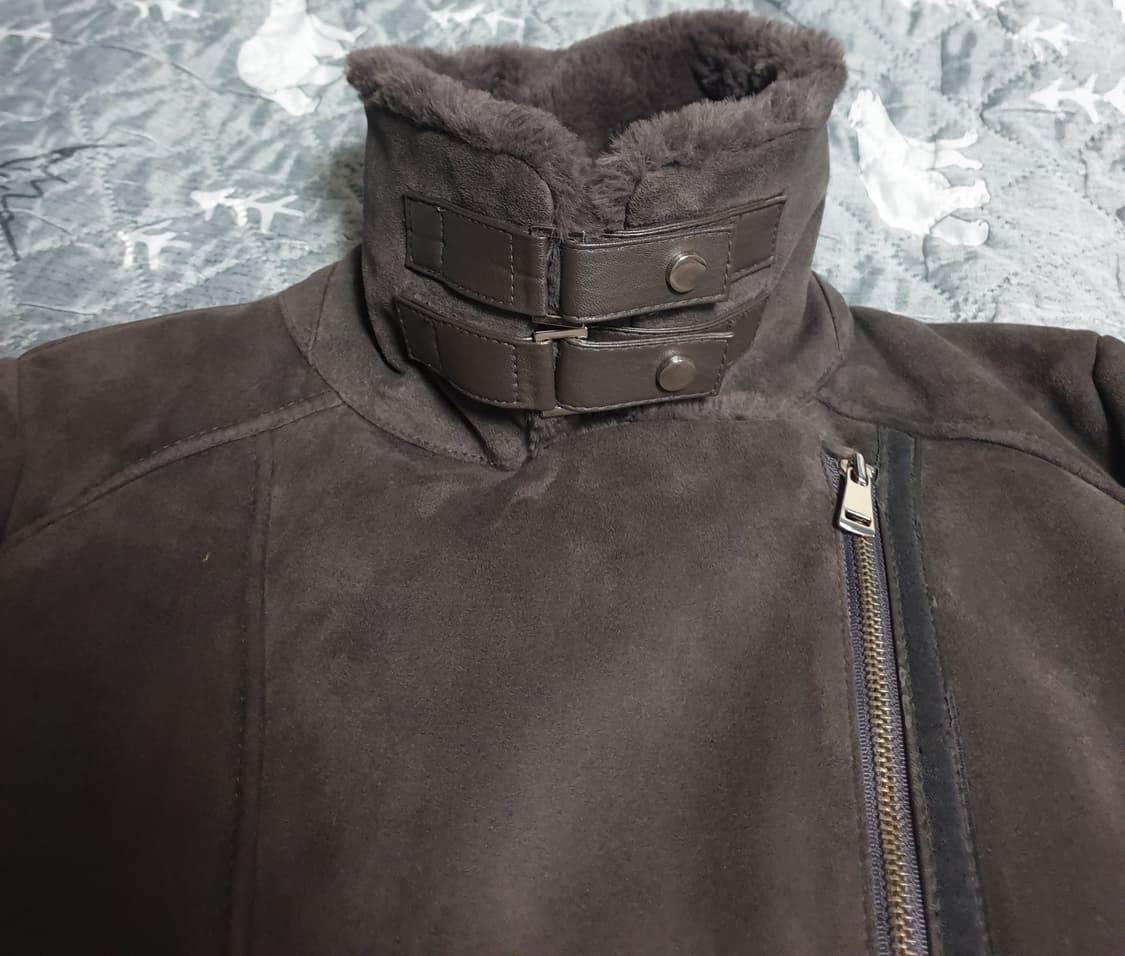 비지트인뉴욕 사선지퍼 스웨이드 무스탕 모카 (66) 상품이미지3