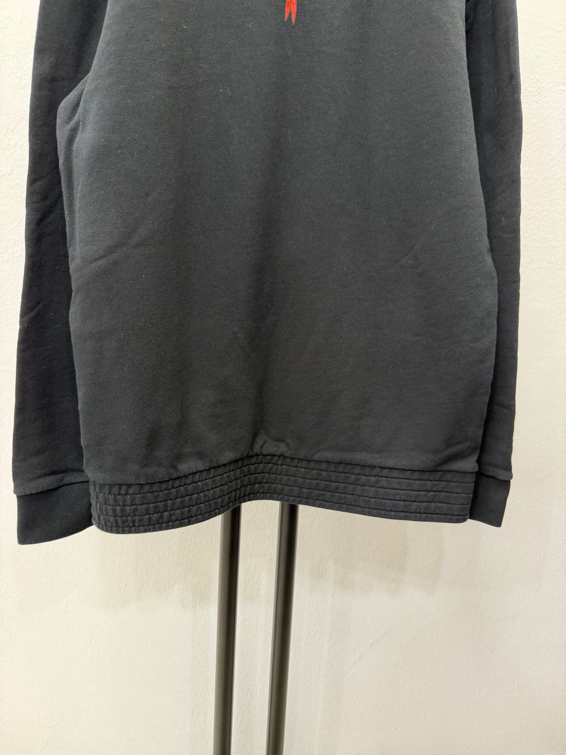 정품) 마르셀로불론 주니어 및 여성 레드 날개 맨투맨 14y 상품이미지5