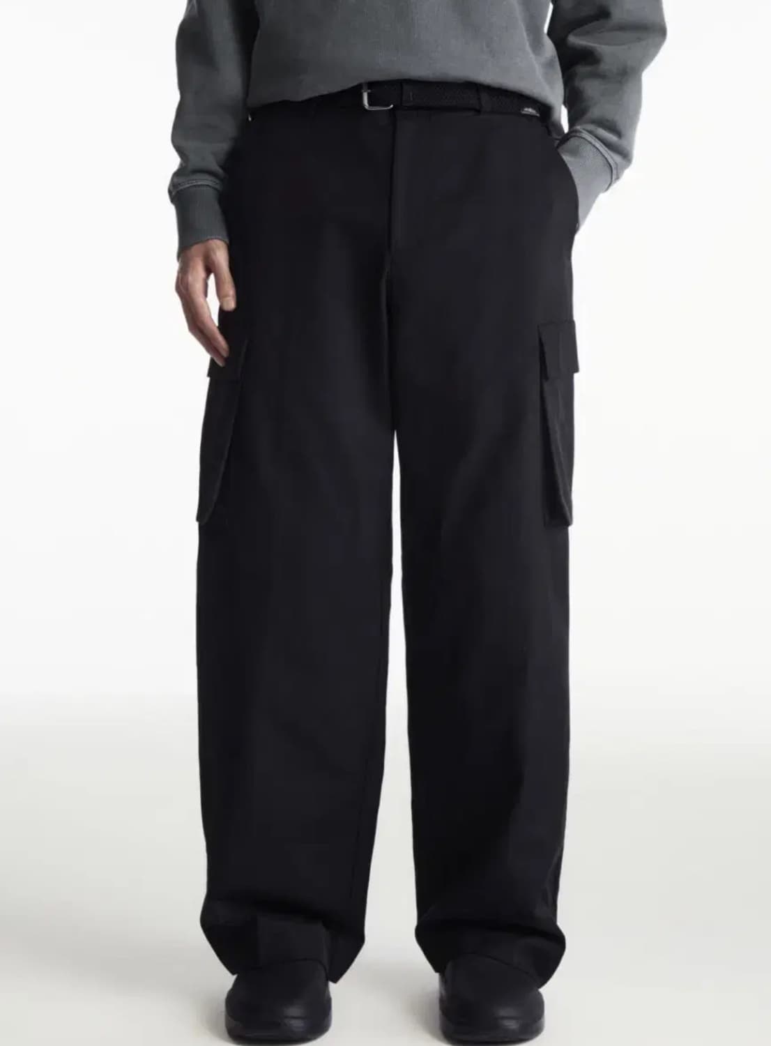 Cos 와이드레그 카고트라우저 블랙 50사이즈 개급처 상품이미지2