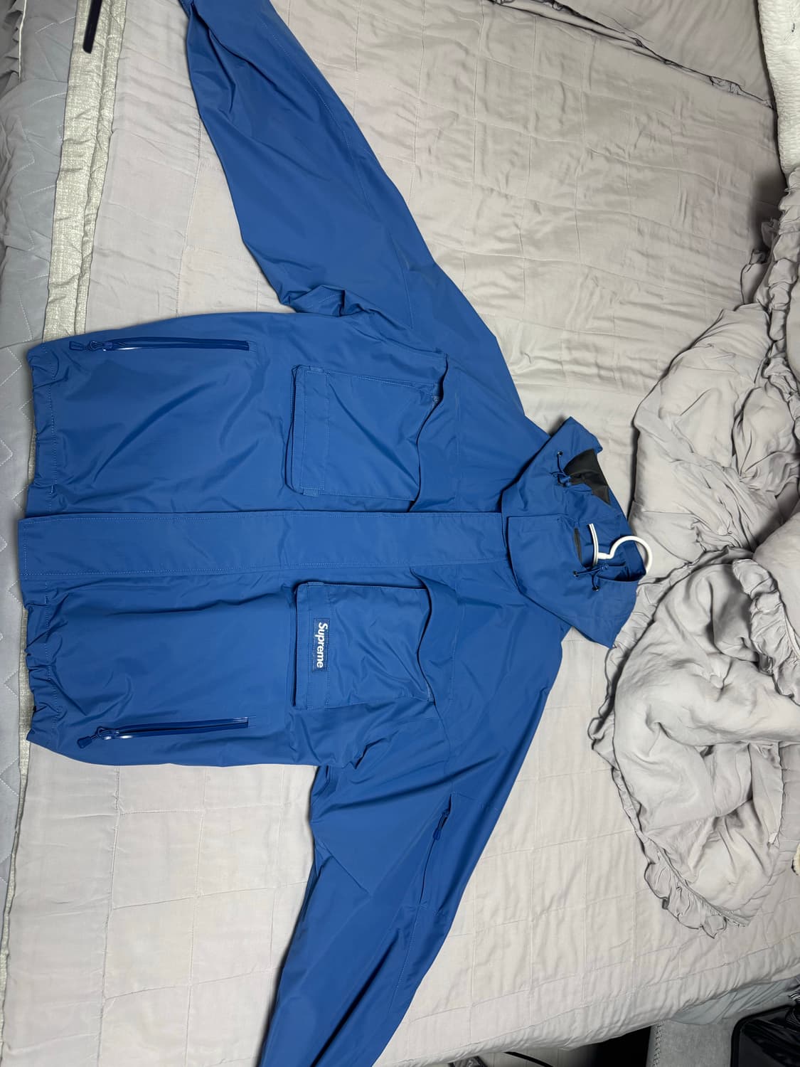 슈프림 팩라이트 블루자켓 L팝니다. 상품이미지3