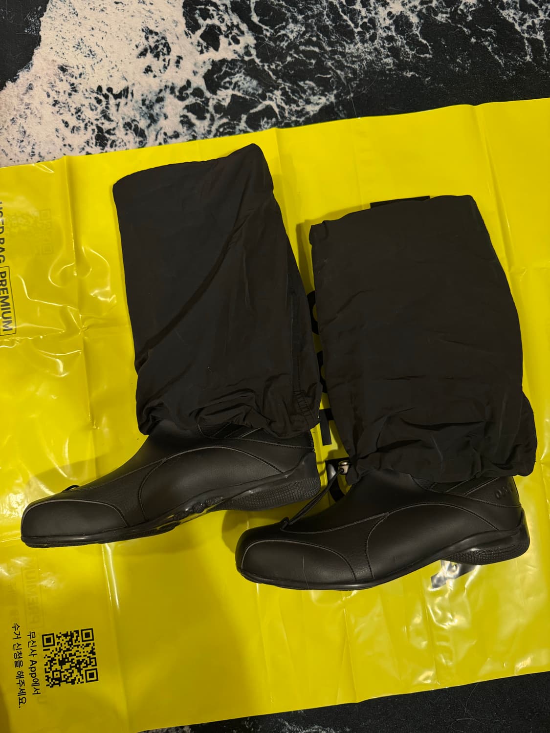 Nylon Folding Leather Boots 상품이미지1