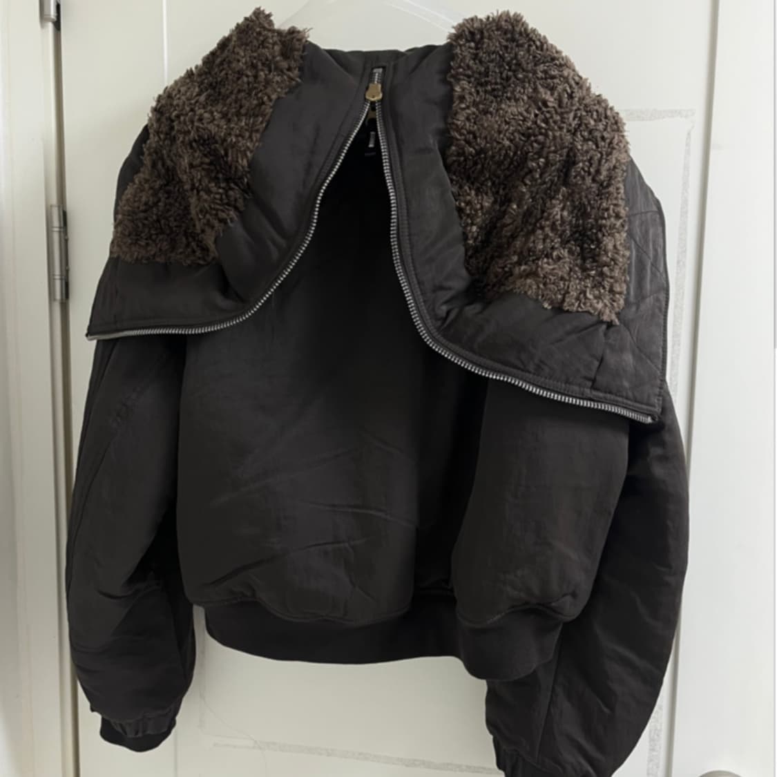 마뗑김 퍼 후드 집업 상품이미지1