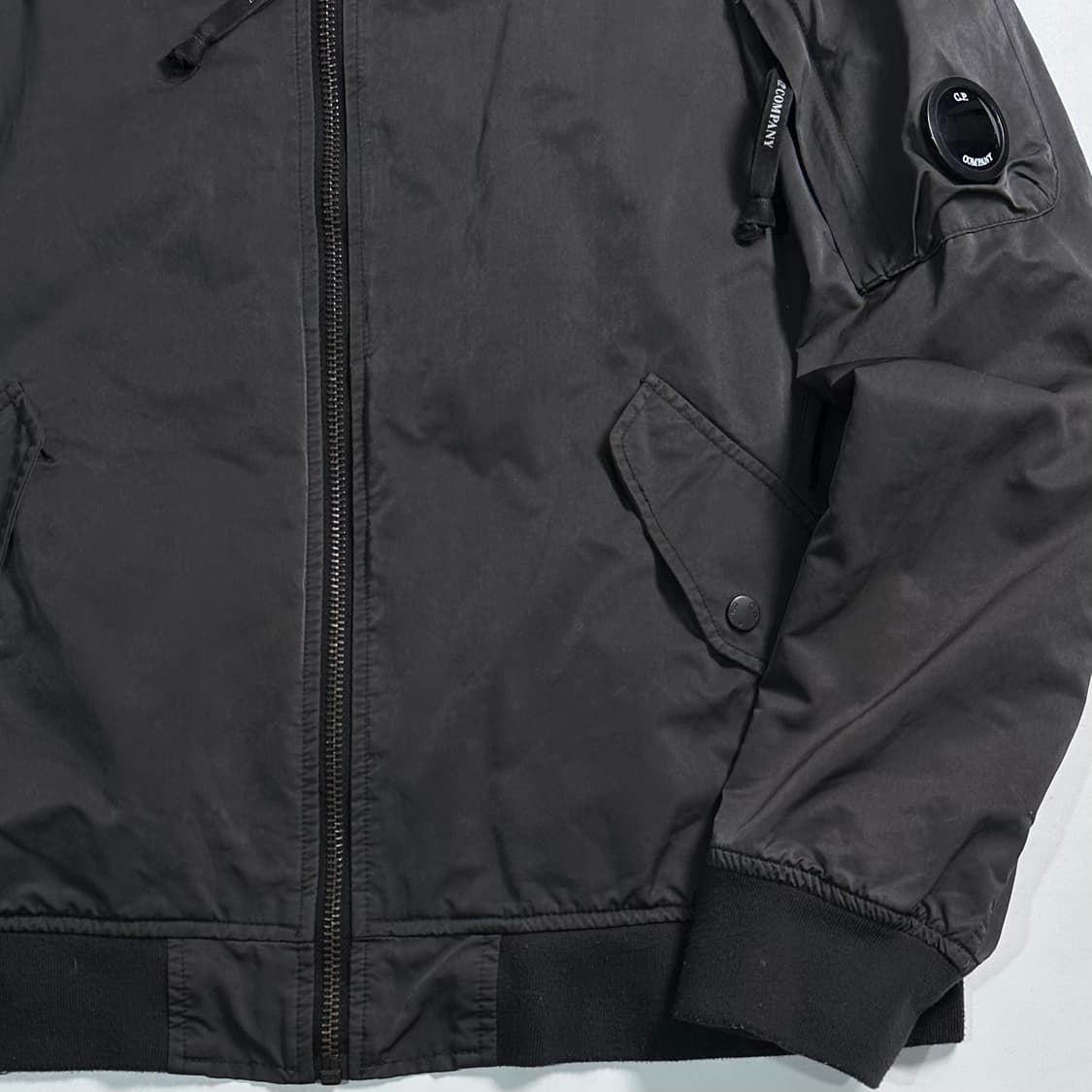 CP컴퍼니 렌즈 블루종 자켓  상품이미지4