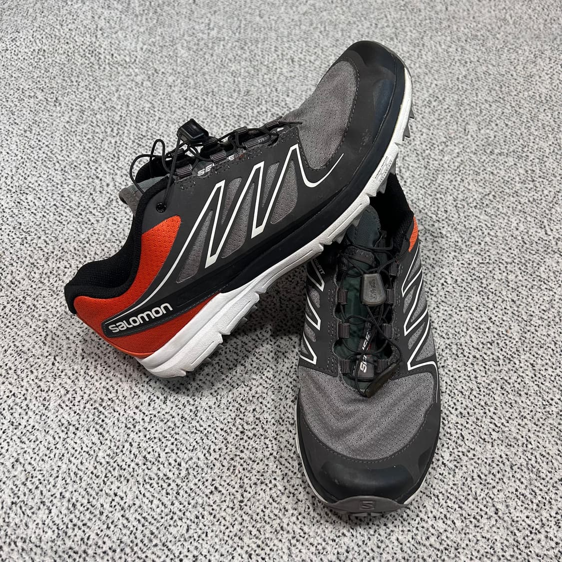 살로몬 신발 상품이미지4