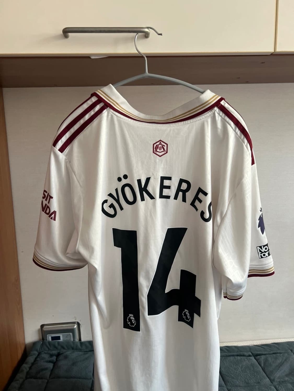 해외축구 유니폼 4장 전부 판매합니다(아스날 첼시 맨시티) 상품이미지2