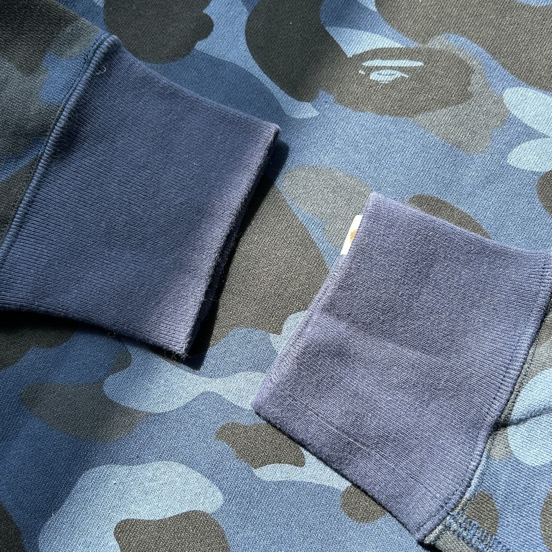 베이프 카모 블루 맨투맨  상품이미지6