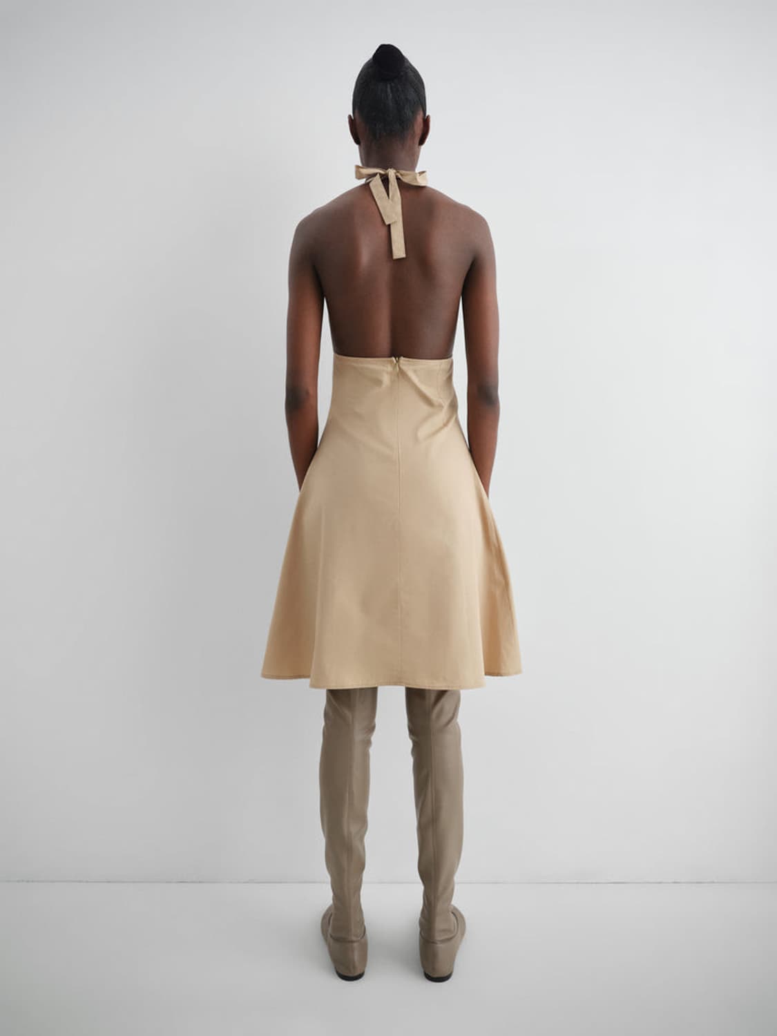 [XS,S,M]기마구아스 Jardin 홀터넥 드레스/베이지 상품이미지5