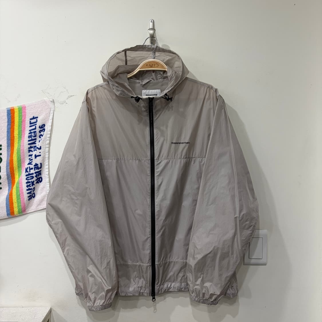 272. 디스이즈네버댓 바람막이 상품이미지1