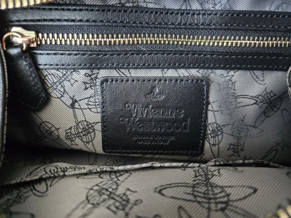Vivienne Westwood 야스민 미디움 ORB 로고 블랙 상품이미지9