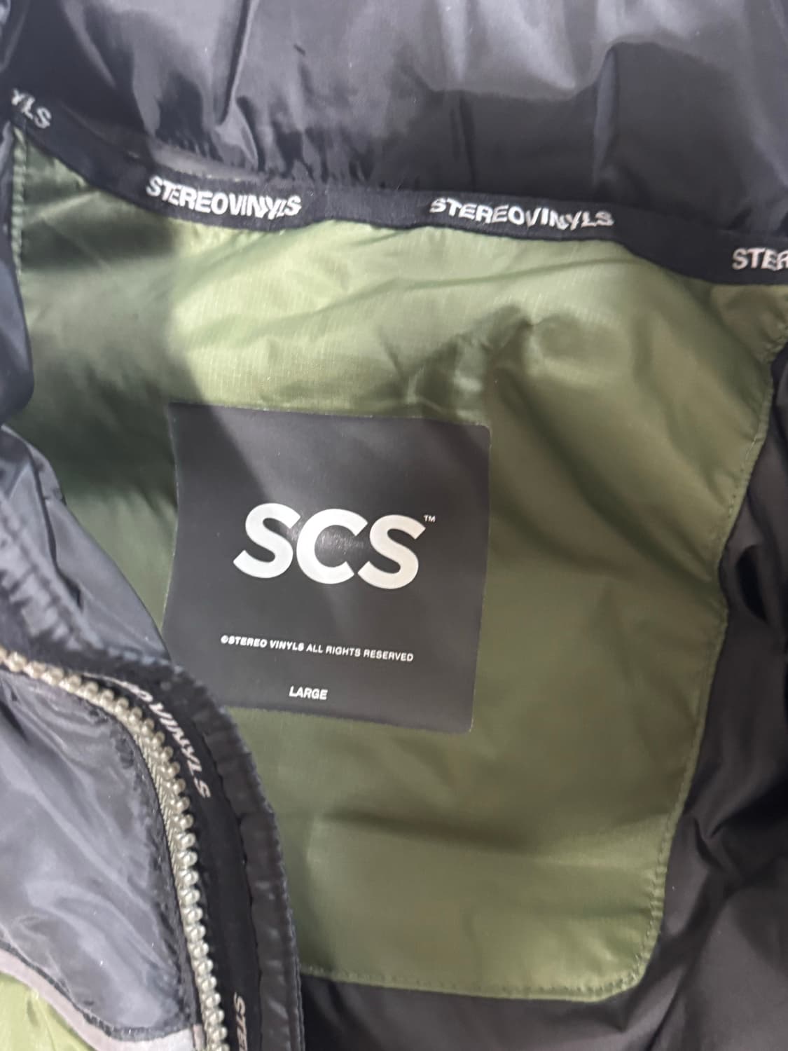 SCS 스테레오바이널즈 다운 카키 패딩 L 상품이미지3