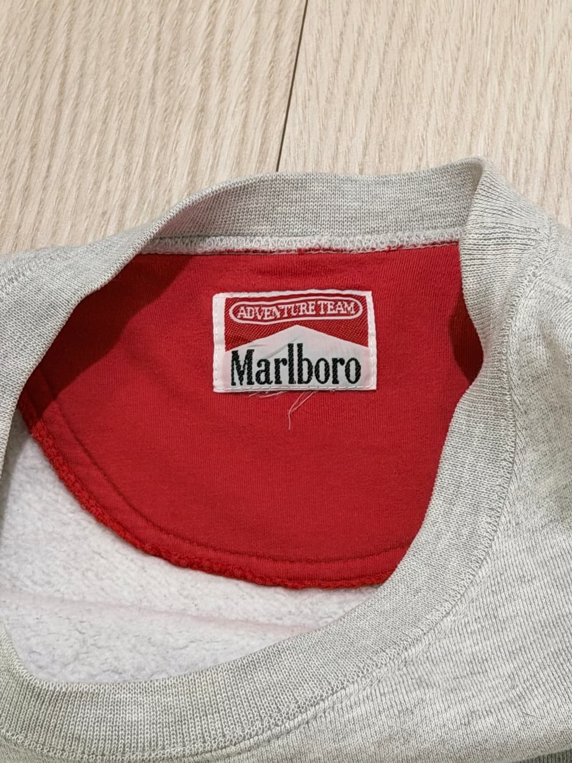 90s malboro gecko lizard sweatshirts 상품이미지5