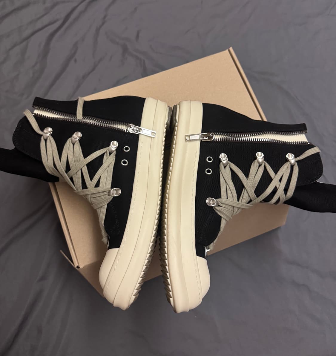 릭오웬스 25aw DRKSHDW 메가레이스 라몬즈 스니커즈 42.5 상품이미지2