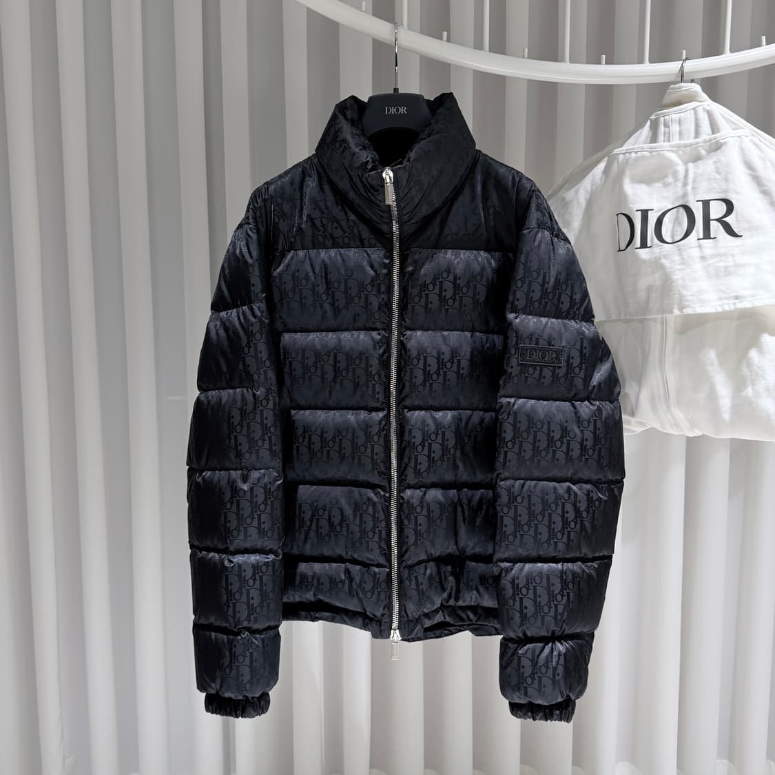 (A+/50) / 디올 오블리크 블랙 패딩 상품이미지1