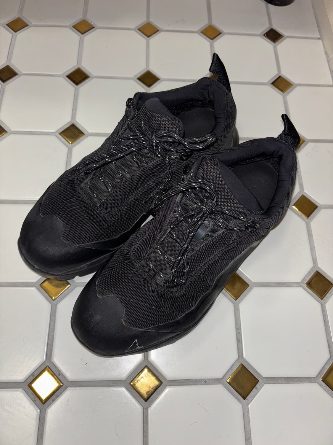 로아 카타리나 41.5(265) 판매 상품이미지1