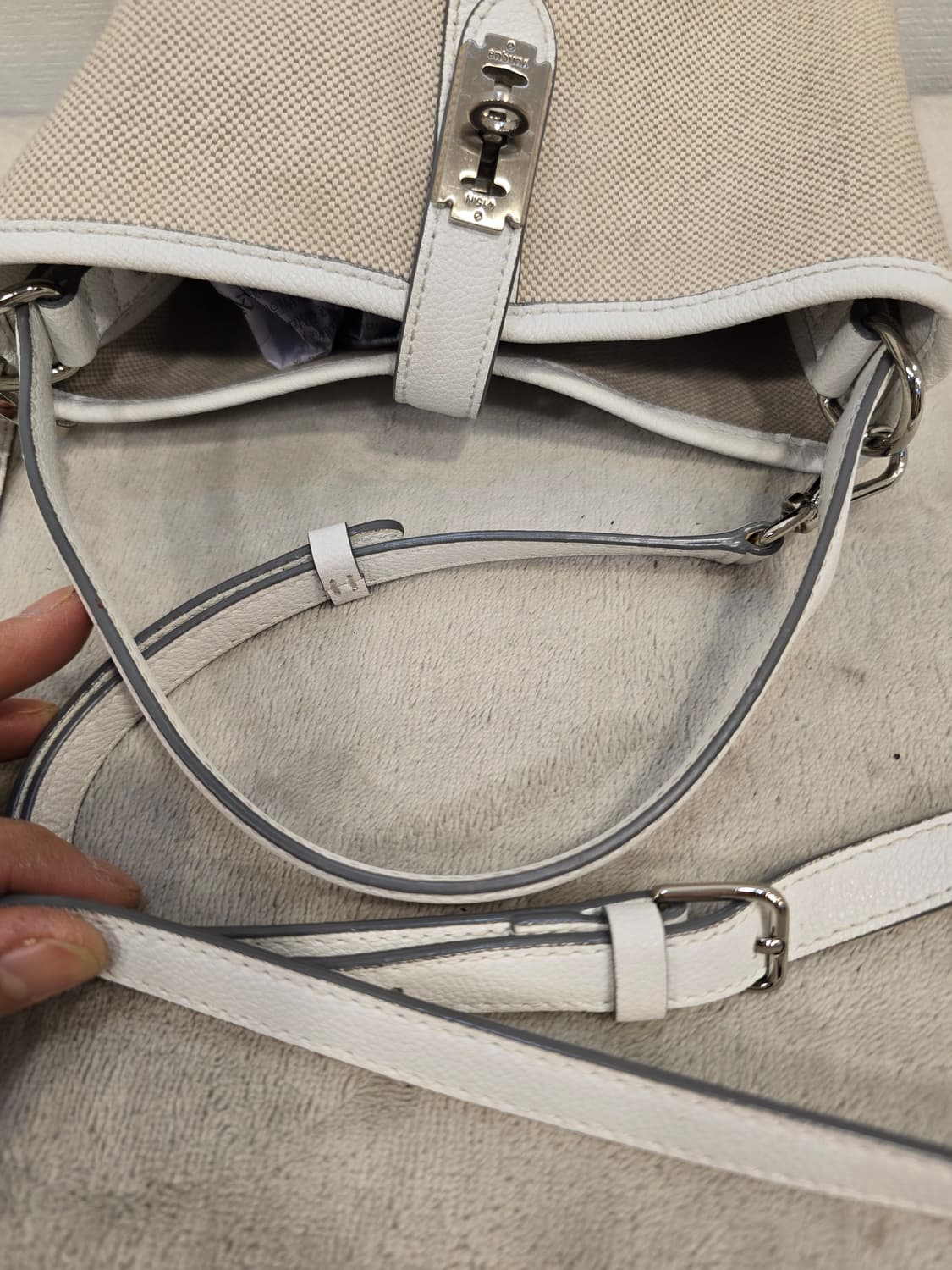 거의새거) 분크 페스토네 바스켓 피콜로 화이트 토트백 크로스백 상품이미지8