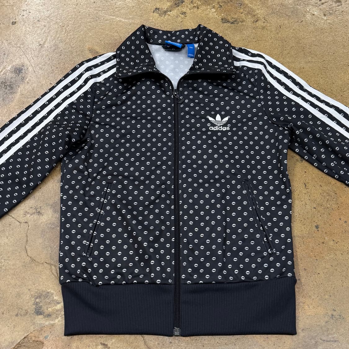 아디다스 립 도트 블랙 입술 져지 트랙탑 90 상품이미지3