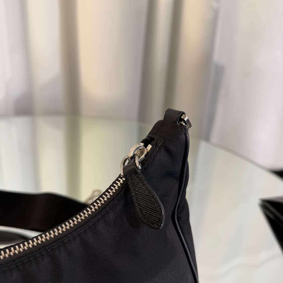 프라다 리나일론 2005 리에디션 테수토 호보백 상품이미지4