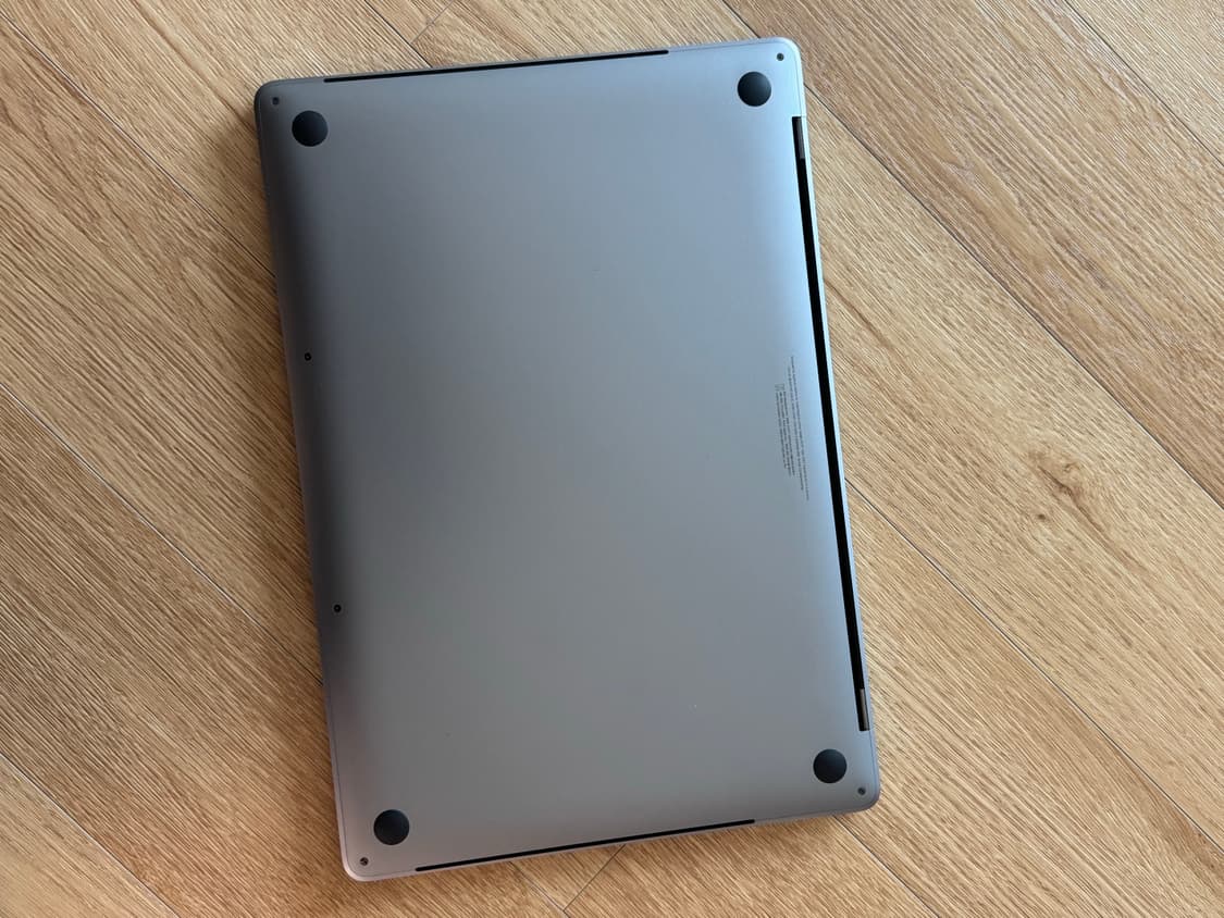 맥북프로 15인치 2017 i7 / 256GB 메모리16GB 상품이미지2