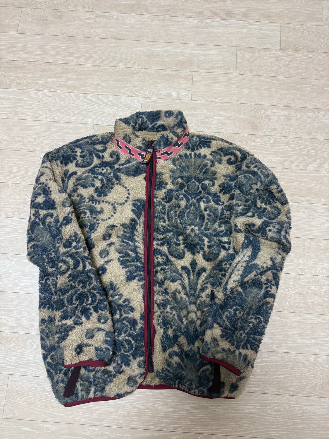 [3] 캐피탈 다마스크 마리아 후리스 집업 상품이미지1