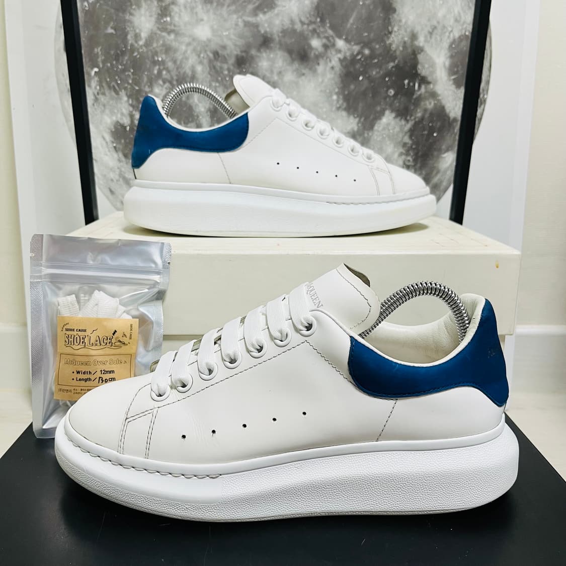 정품 40) 알렉산더 맥퀸 블루탭 오버솔 스니커즈 255~260 상품이미지1