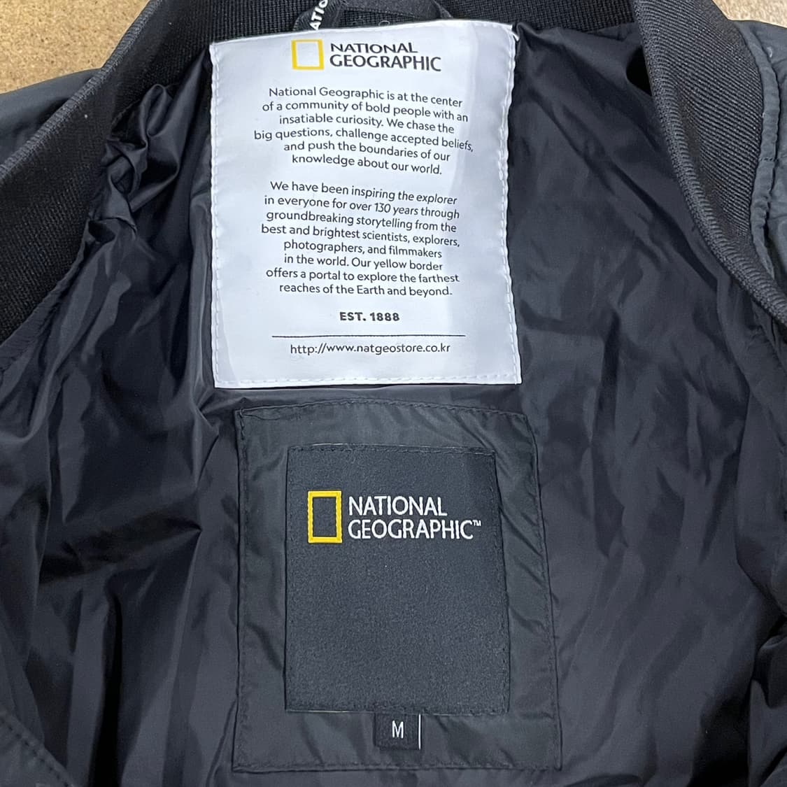 [정품/M] 내셔널지오그래픽 경량 패딩 블랙 b10 상품이미지5