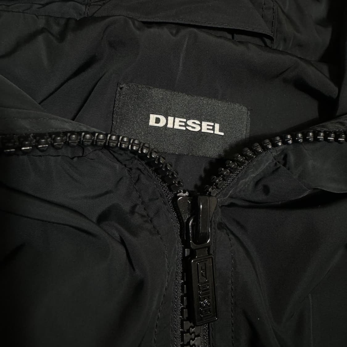 디젤 D로고 후디 바람막이 자켓 M 상품이미지3