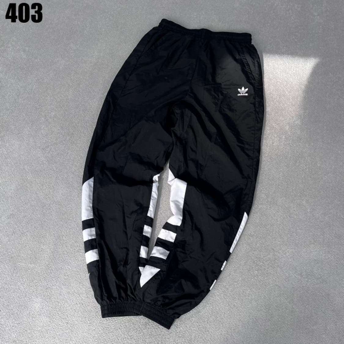 아디다스 삼선 블랙 트레이닝 바지 상품이미지1