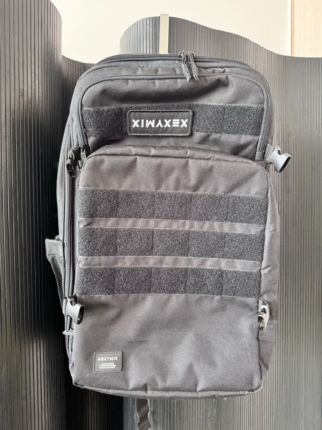 젝시믹스 오버업 멀티 짐 코듀라 백팩입니다.  상품이미지2