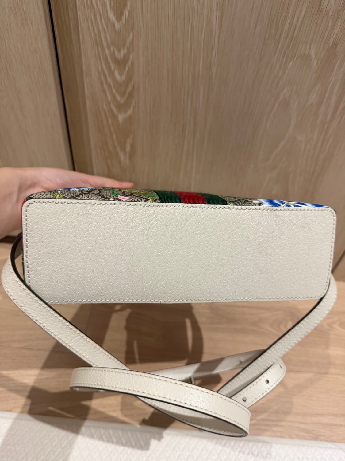 구찌 오디피아 플로랄 숄더백 상품이미지8