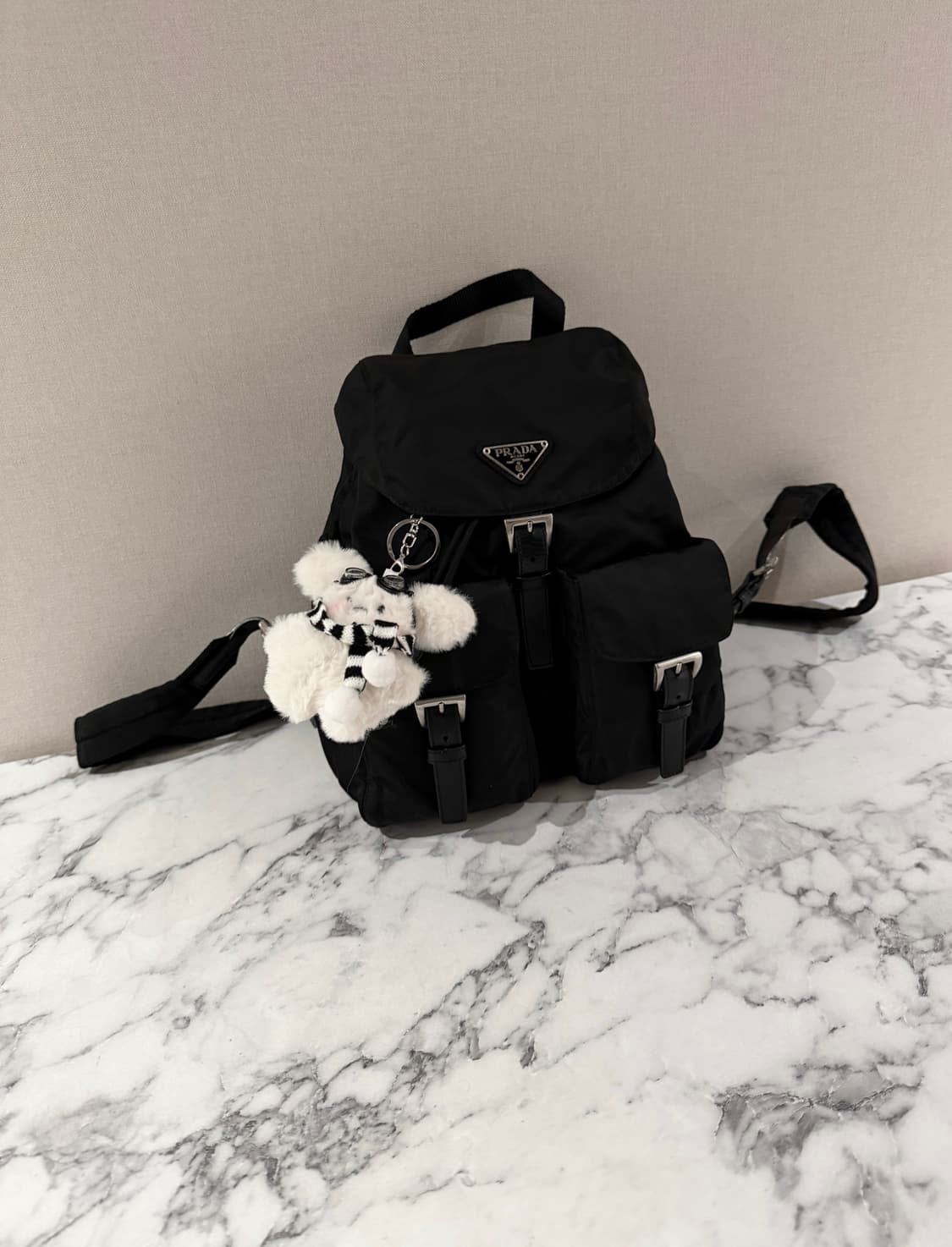 정품 프라다 백팩 스몰 사이즈  상품이미지2