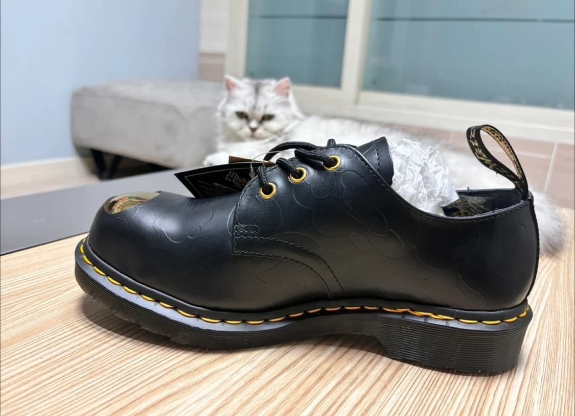 닥터마틴 x 베이프 1461 스무스 엠보스 상품이미지3